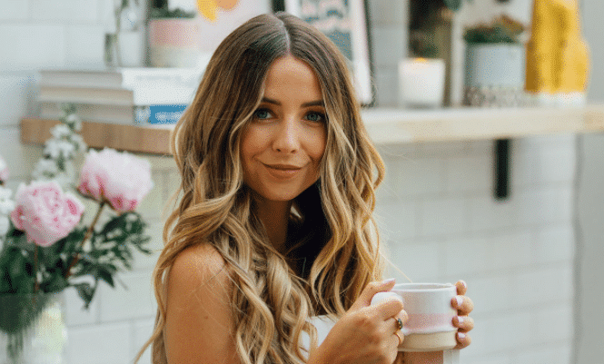 Zoë Sugg