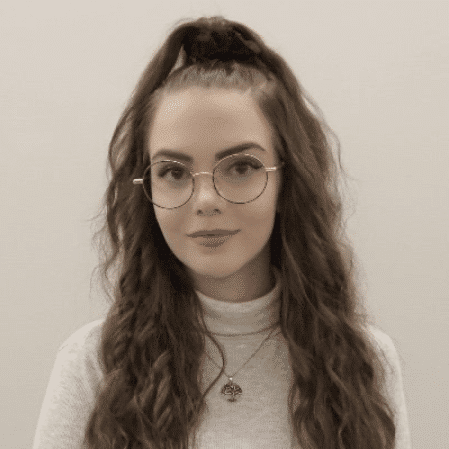 Loeya - female streamers