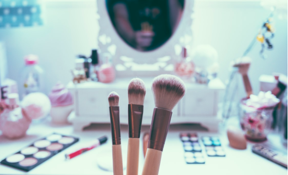 Top 8 Beauty Influencers on Youtube to Follow in 2022